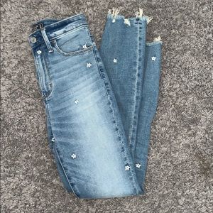 BNWT flowered high waisted jeans